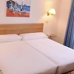 Hotel Zarauz Otel
