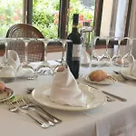 מלון Hotel Zarauz זראוטס